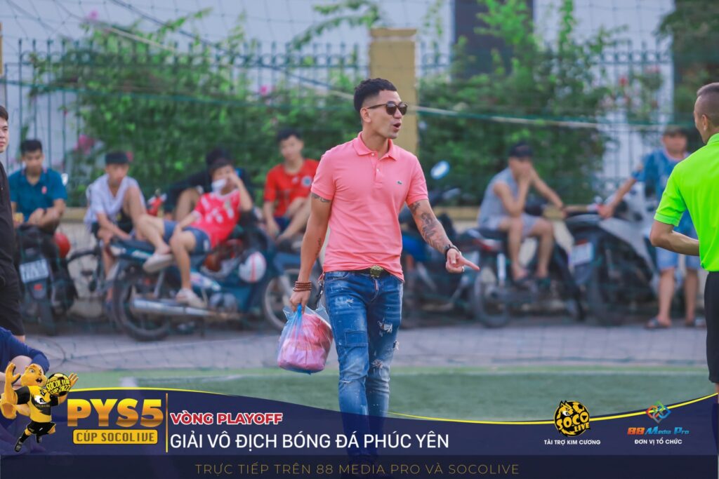 Ban tổ chức giải 88Media và ekip của Phúc Yên PYS5