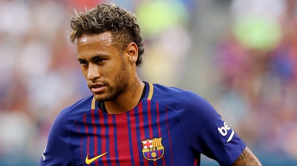 Neymar bao nhiêu tuổi khi chơi cho Barcelona