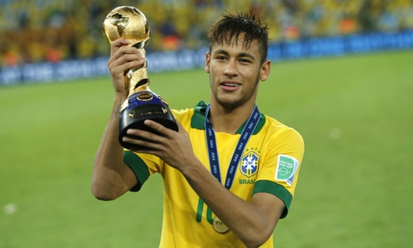 Neymar luôn là niềm hy vọng của Brazil