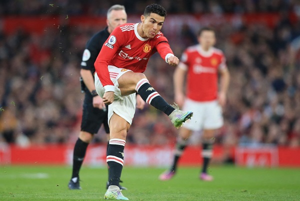 Ronaldo ghi bao nhiêu bàn khi thi đấu cho Manchester United