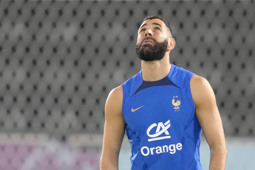 Karim Benzema chia tay World Cup vì chấn thương đáng tiếc