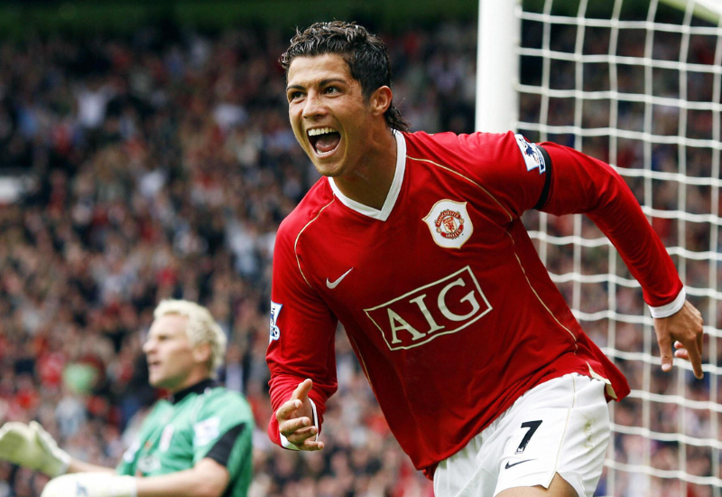 Cristiano Ronaldo trong màu áo CLB Manchester United năm 2006