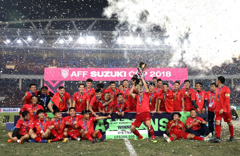 Đỗ Hùng Dũng vô địch AFF Cup 2018 cùng đội tuyển Quốc gia.