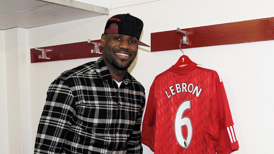 LeBron James hiện đang là một cổ đông thiểu số tại Anfield