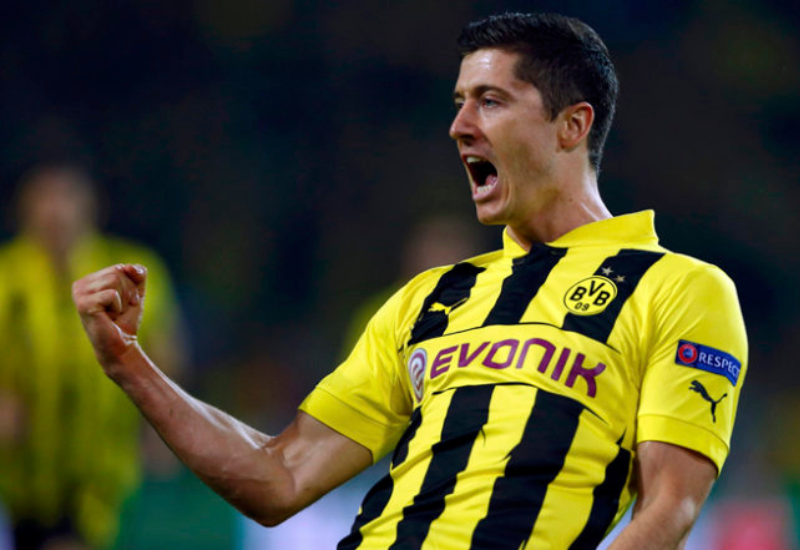 Robert Lewandowski trong màu áo đội tuyển Borussia Dortmund