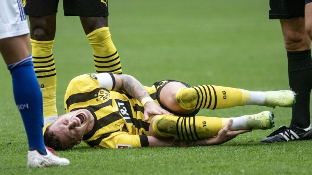 Marco Reus tái phát chấn thương mắt cá chân