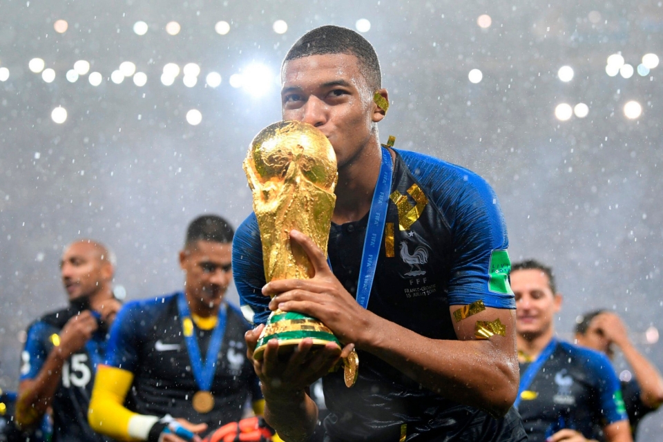 Mbappe là người hùng của Pháp năm 2018