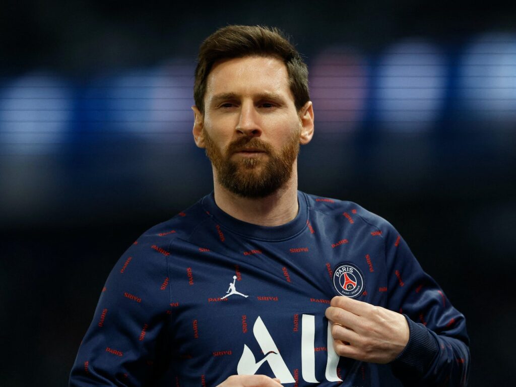 Messi gặp chấn thương trước trận đấu của PSG