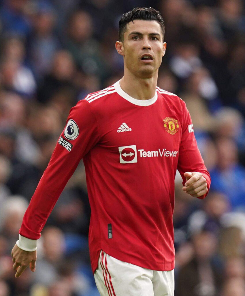 Ronaldo bị chèn ép trong nội bộ M.U