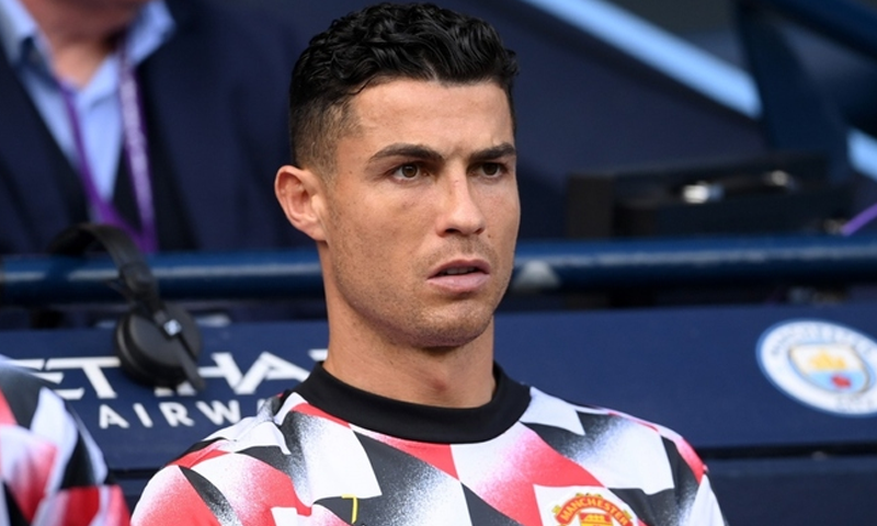 Ronaldo thường xuyên phải ngồi trên băng ghế dự bị