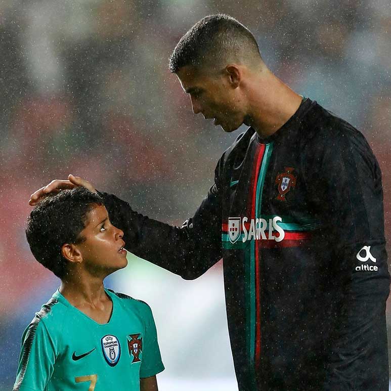 Cristiano Ronaldo Jr tỏa sáng ngay khi còn nhỏ