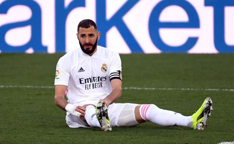 Cánh cửa tham dự World Cup chính thức khép lại với Karim Benzema