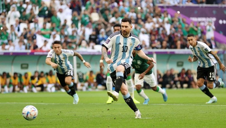 Ronaldo đáp trả lời gọi của Messi vậy liệu Argentina có thể đi tiếp