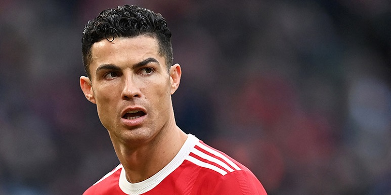 Ronaldo đá đội nào hiện tại?