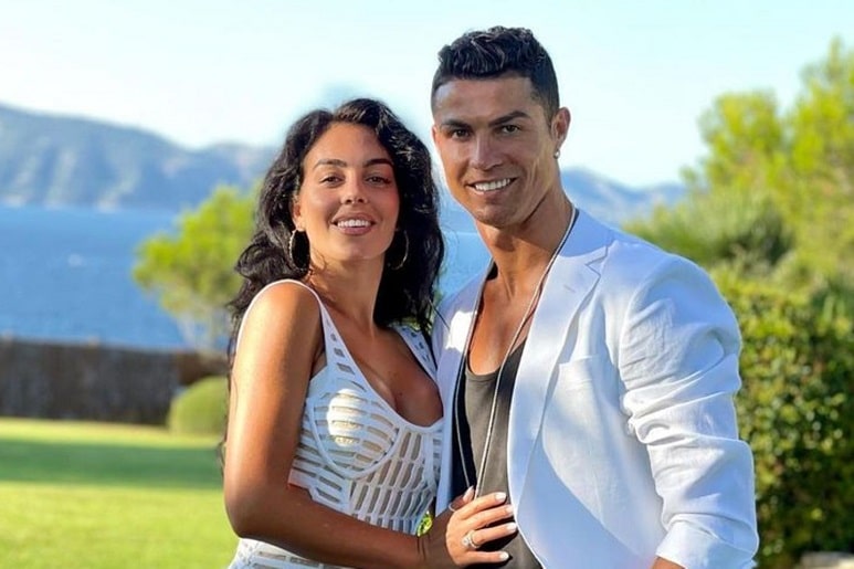 Hình ảnh Ronaldo bên cạnh Georgina Rodríguez trong một sự kiện