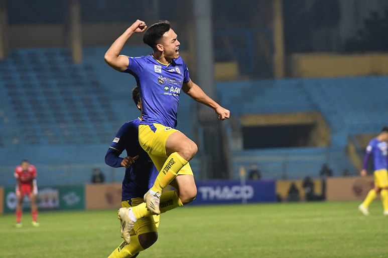 Việt Anh khoác áo Hà Nội FC