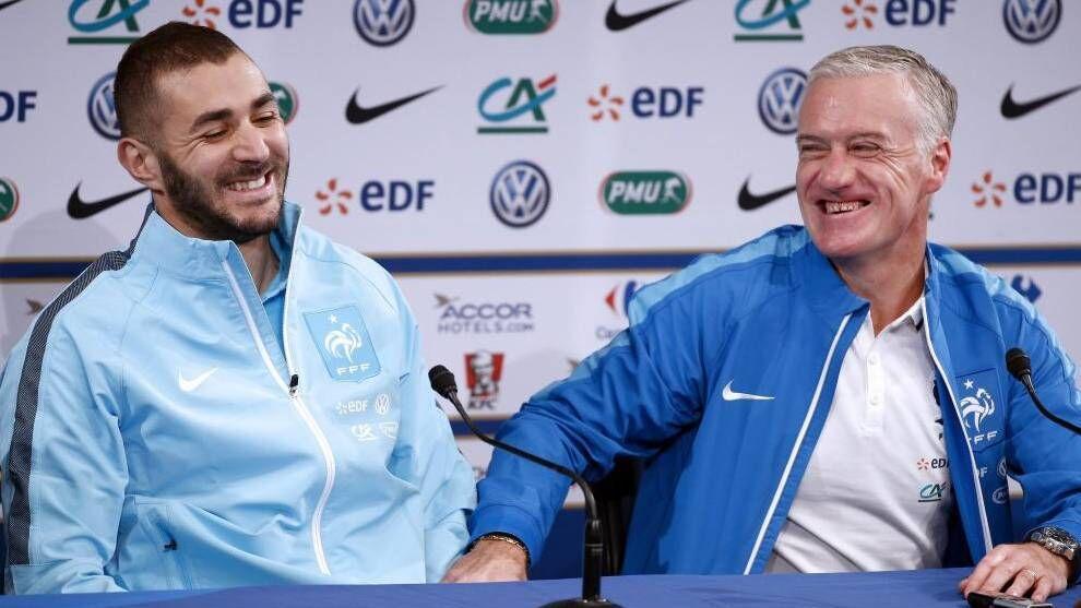 Benzema đã không trở lại đội tuyển Pháp do mâu thuẫn với HLV Deschamps