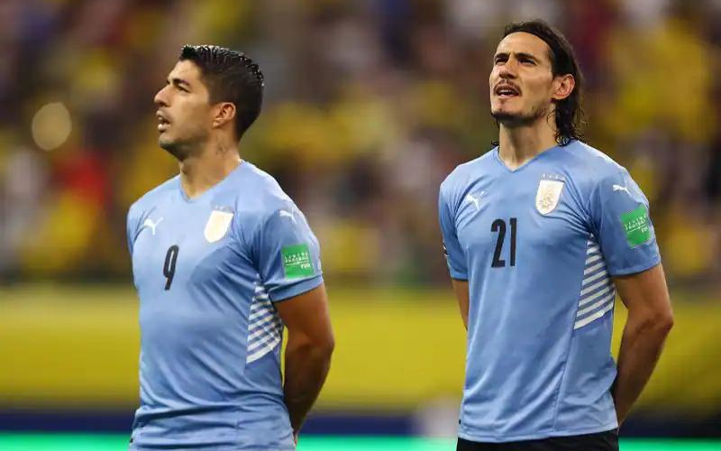 Bộ đôi Cavani và Suarez bất lực trước hàng thủ của Hàn Quốc