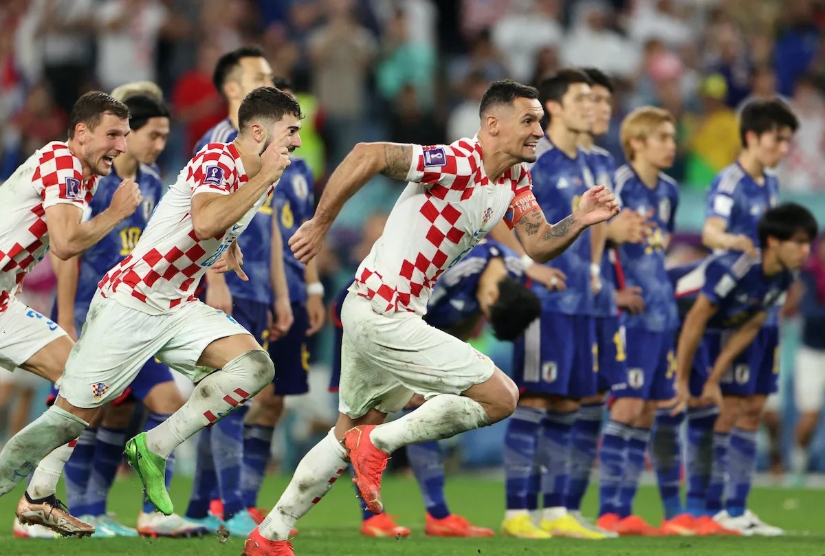 Croatia chiến thắng trong loạt sút luân lưu