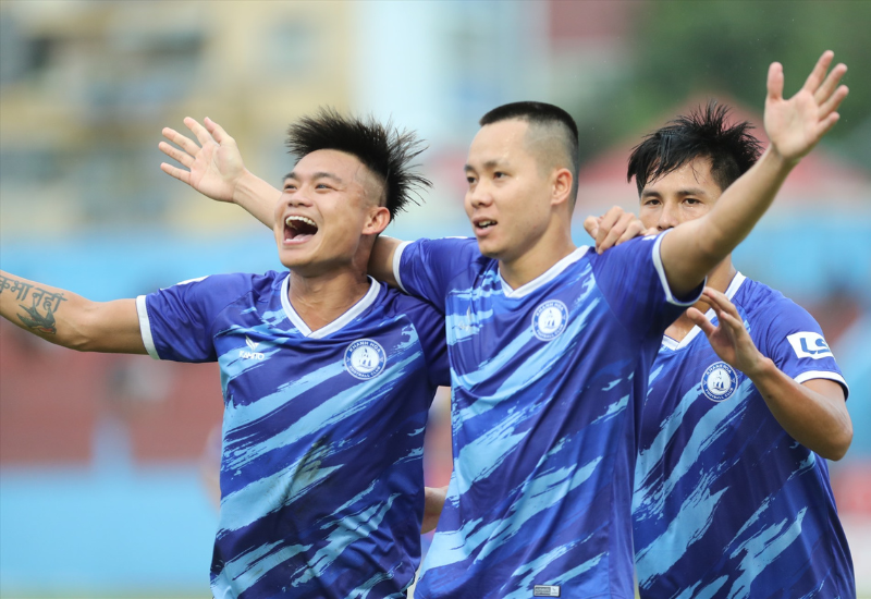 Khánh Hòa đánh bại Cần Thơ giành suất thăng hạng V-League 2023