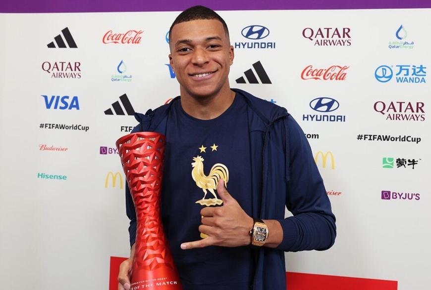 Kylian Mbappe là cầu thủ xuất sắc nhất trận đấu