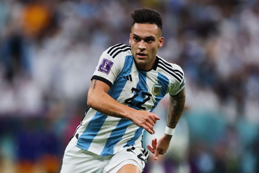 Lautaro Martinez có một giải đấu dưới sức