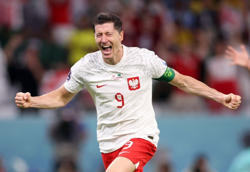 Lewandowski ghi bàn thắng đầu tiên tại World Cup giúp Ba Lan đánh bại Ả Rập Xê Út