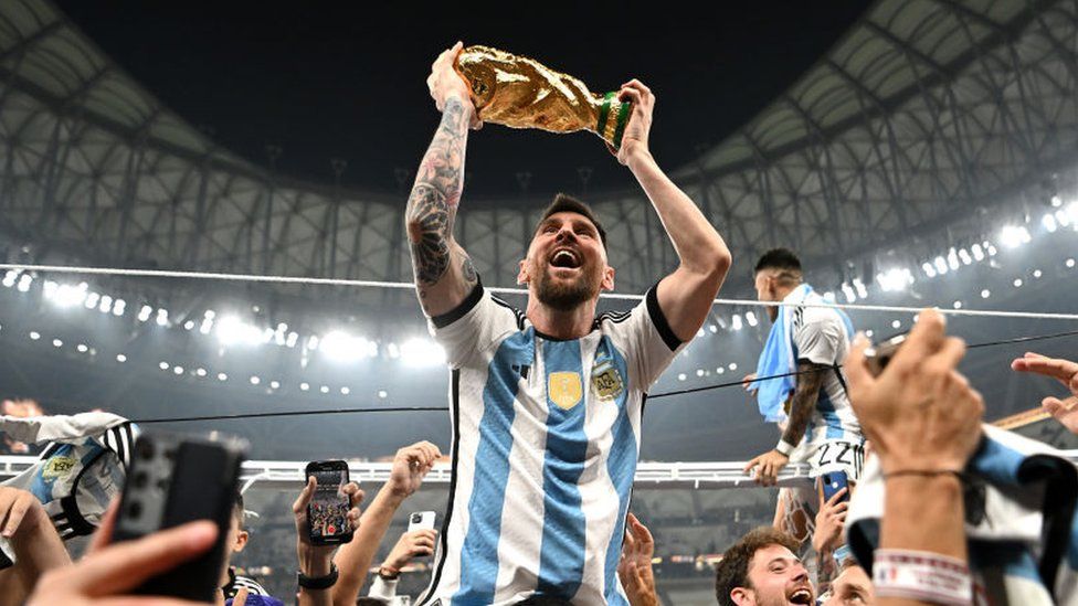 Messi đang tạo nên một cơn bão trên khắp thế giới