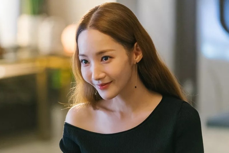 Park Min Young gặp biến chứng vì dao kéo