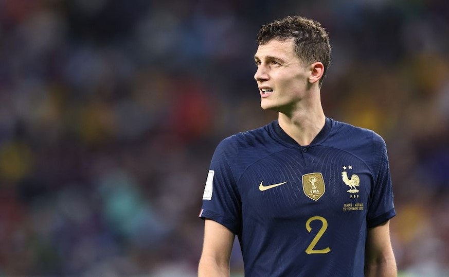 Pavard cho thấy màn trình diễn đáng báo động của mình