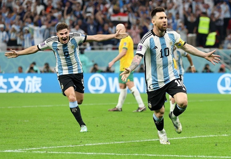 Pha làm bàn đẳng cấp của Messi vào lưới đội tuyển Úc