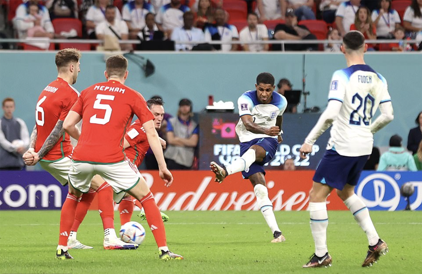 Rashford ghi siêu phẩm đá phạt ở trận đấu với xứ Wales