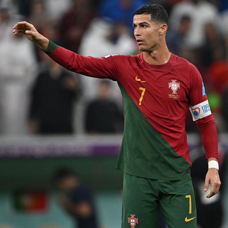 Ronaldo tiếp tục mờ nhạt khi ra sân đấu với Thụy Sĩ