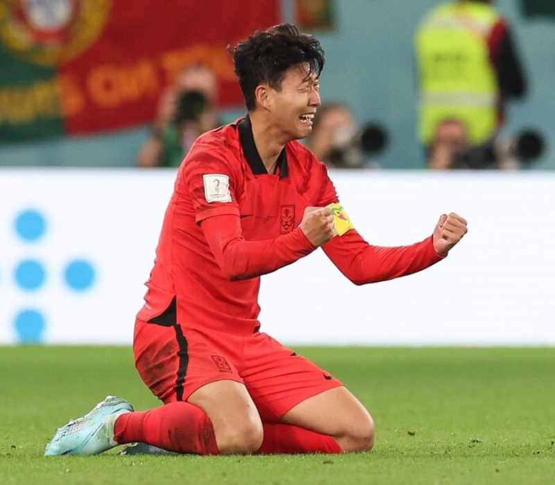 Son Heung-min rơi những giọt nước mắt hạnh phúc sau chiến thắng trước Bồ Đào Nha tại World Cup 2022