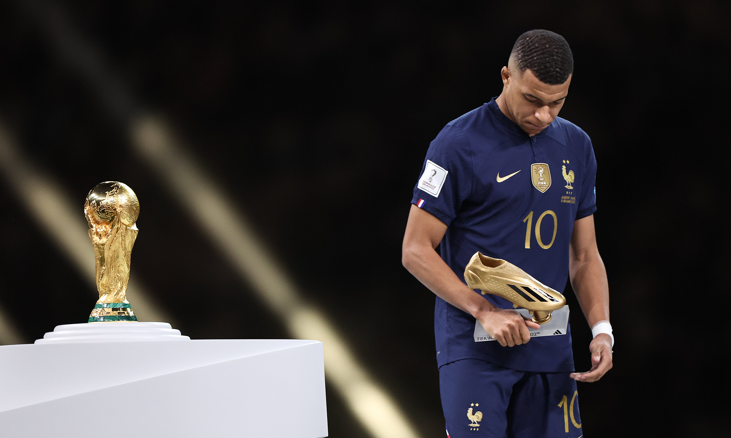 Sự vĩ đại đang dần nhen nhóm ở Mbappe