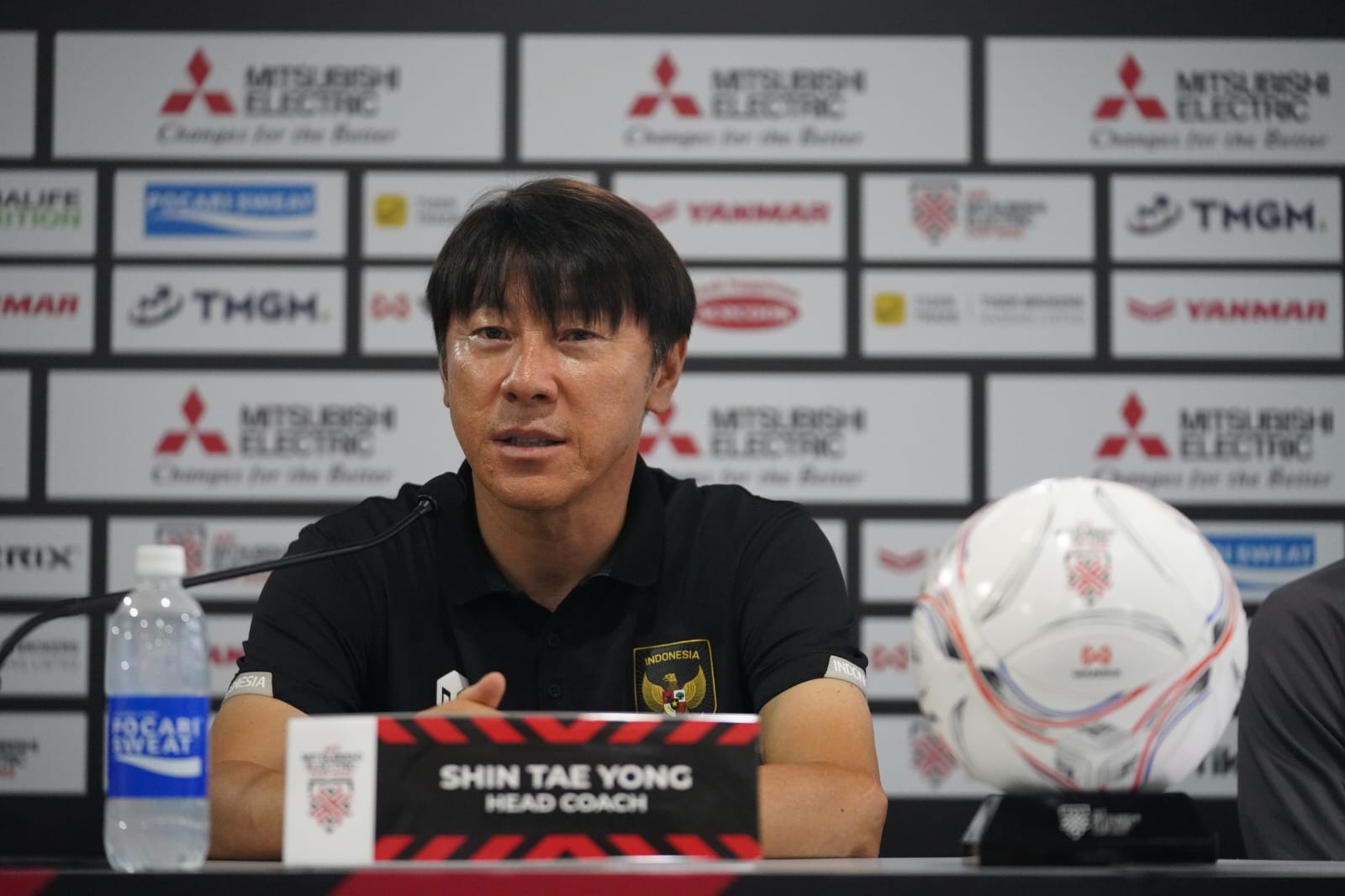 HLV Shin Tae Yong đang sở hữu đội hình mạnh mẽ, sẵn sàng chiến đấu cùng Thái Lan tại AFF Cup