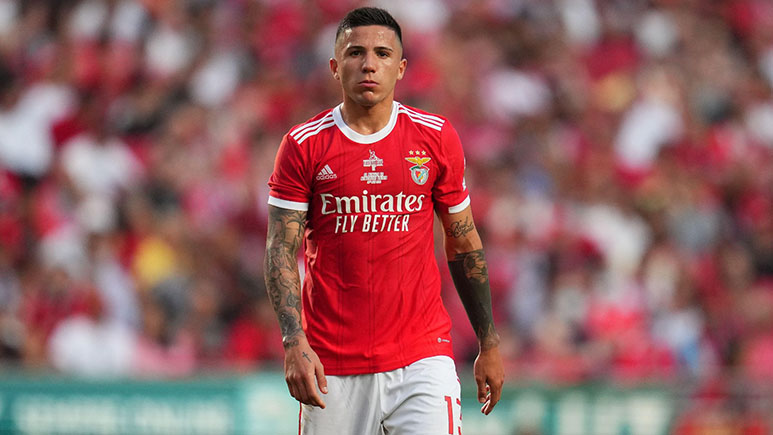 Enzo Fernandez trong màu áo Benfica