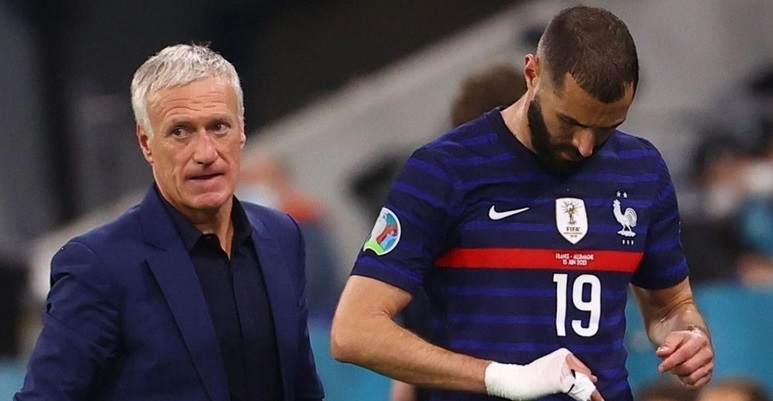 Mâu thuẫn Benzema với Deschamps được đẩy lên đỉnh điểm