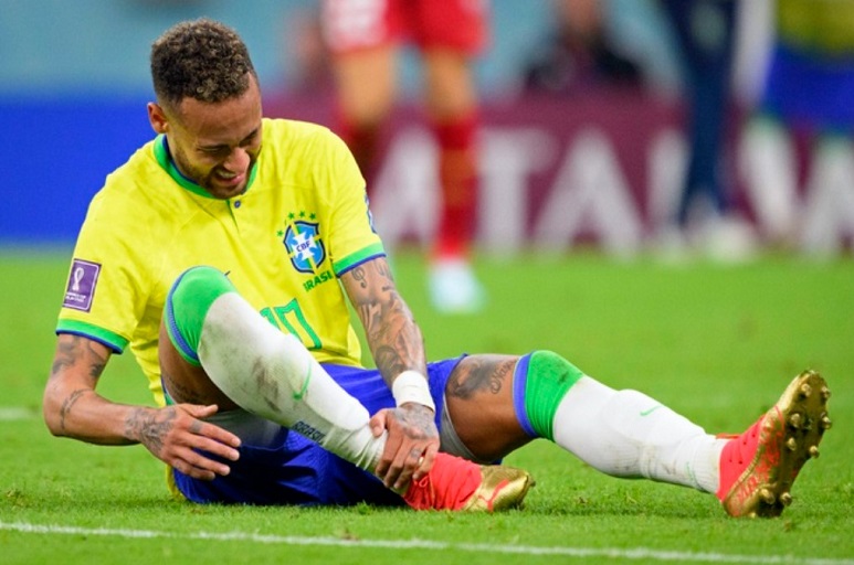 Neymar vắng mặt hai trận đấu liên tiếp tại vòng bảng