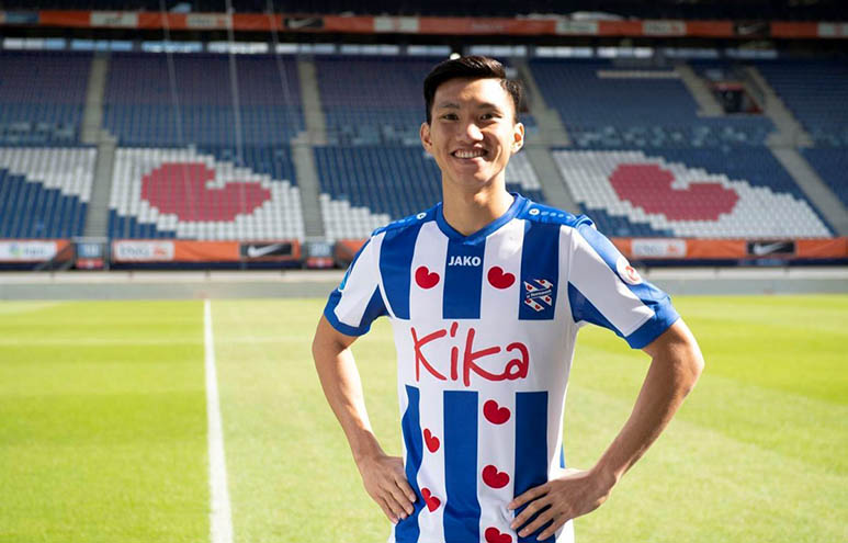 Văn Hậu trong màu áo SC Heerenveen