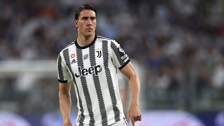 Vlahovic đang chơi cho Juventus