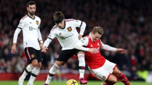 Arsenal vs Man United rượt đuổi tỷ số nghẹt thở