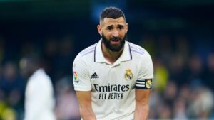 Sự tỏa sáng của Benzema là không đủ