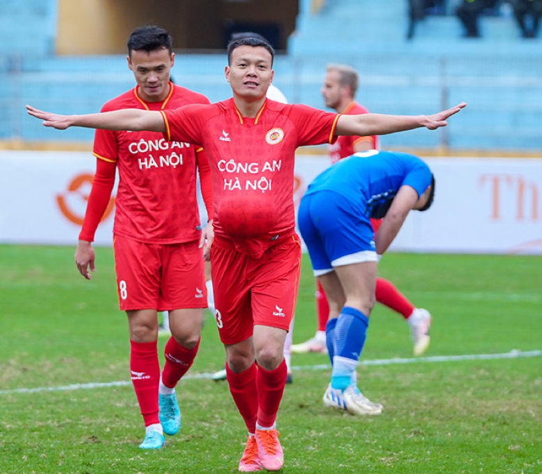 Công An Hà Nội là tân binh đáng gờm mùa giải năm nay