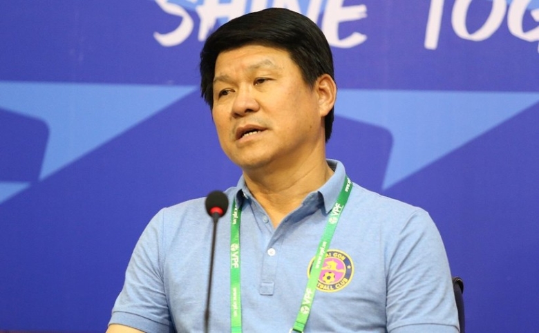 HLV Vũ Tiến Thành mong muốn đội vào top 3 V.League 2023