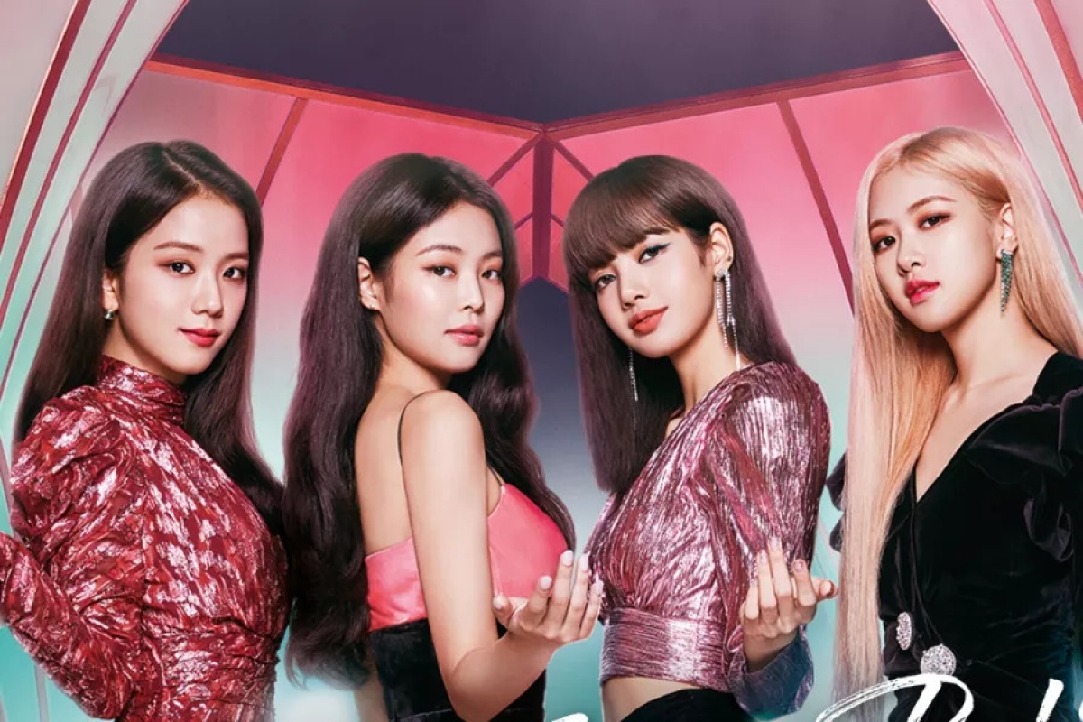 Hoàng gia Thái Lan cũng không cưỡng lại được sức hút của BLACKPINK