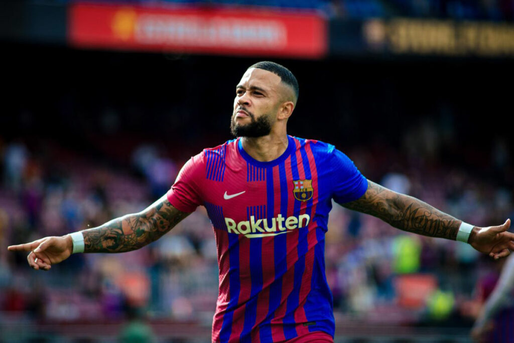 Khả năng cao Depay sẽ chia tay Barcelona thời gian tới