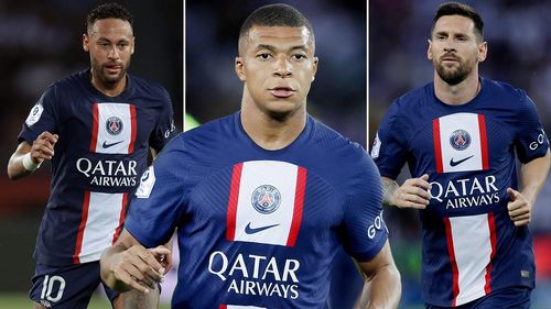 Kylian Mbappe trong cuộc đụng độ đồng đội mới ở PSG