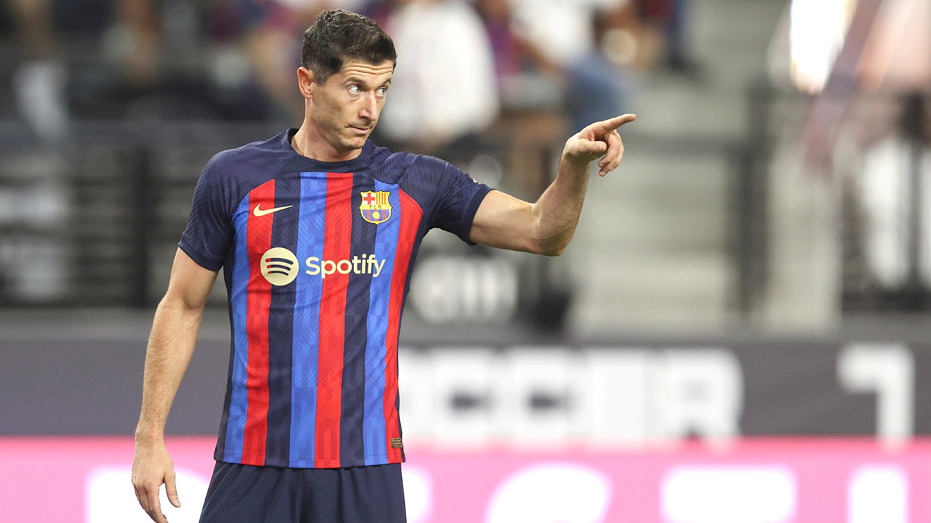 Lewandowski được xem là một bản bản hợp đồng sai lầm của Barcelona