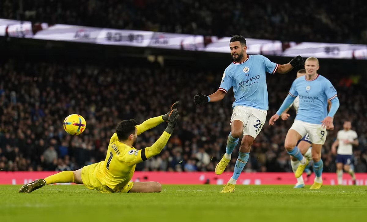 Mahrez có vai trò quan trọng trong trận đấu